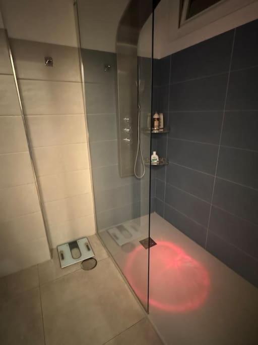 Vesuvius Terrace - Business Center Apartment